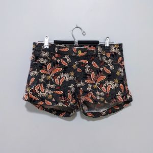 Patterned shorts
